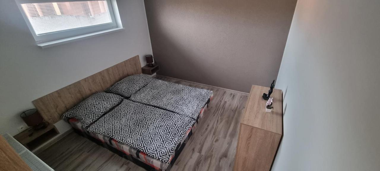 Alexej Apartmany Velky Meder Exterior foto