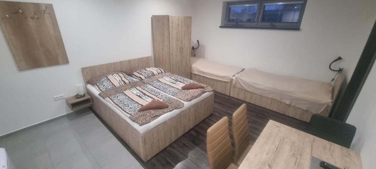 Alexej Apartmany Velky Meder Exterior foto