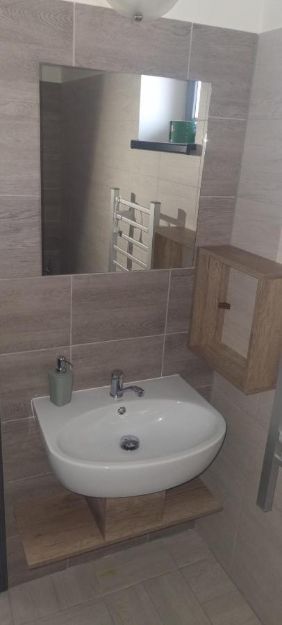 Alexej Apartmany Velky Meder Exterior foto
