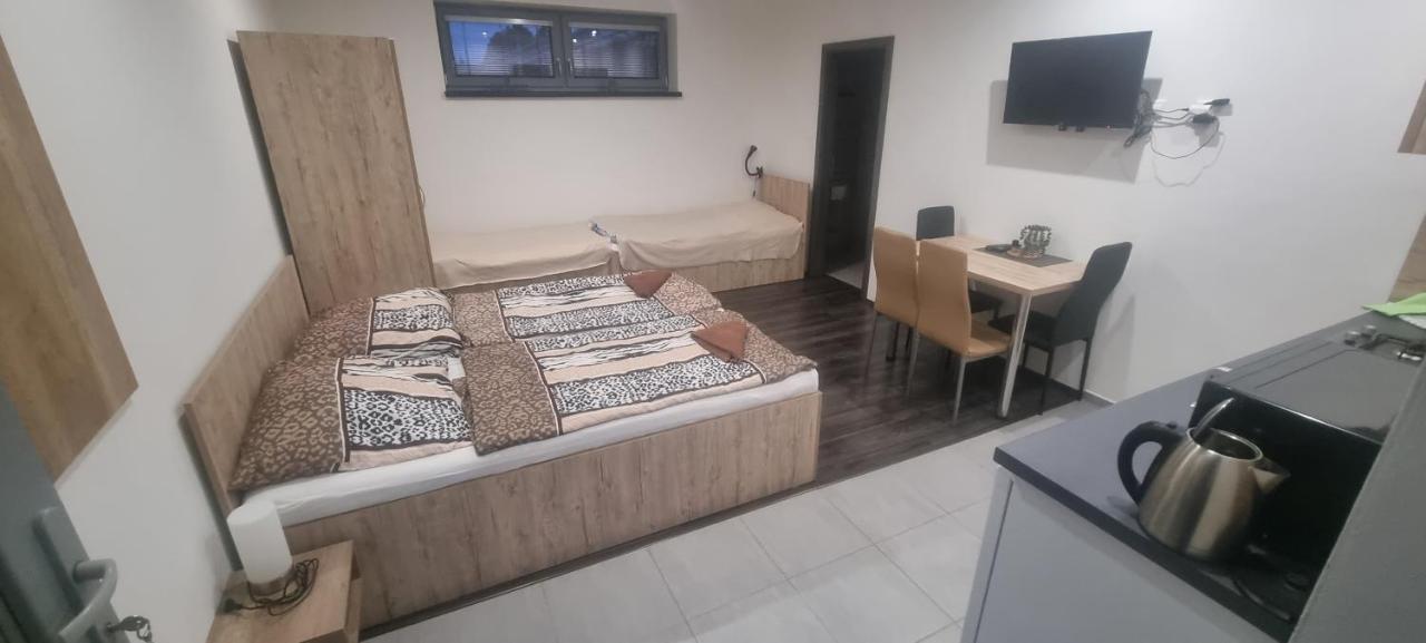 Alexej Apartmany Velky Meder Exterior foto