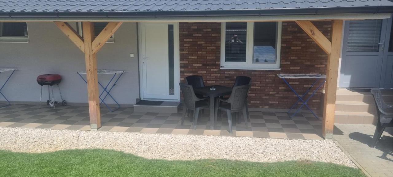 Alexej Apartmany Velky Meder Exterior foto